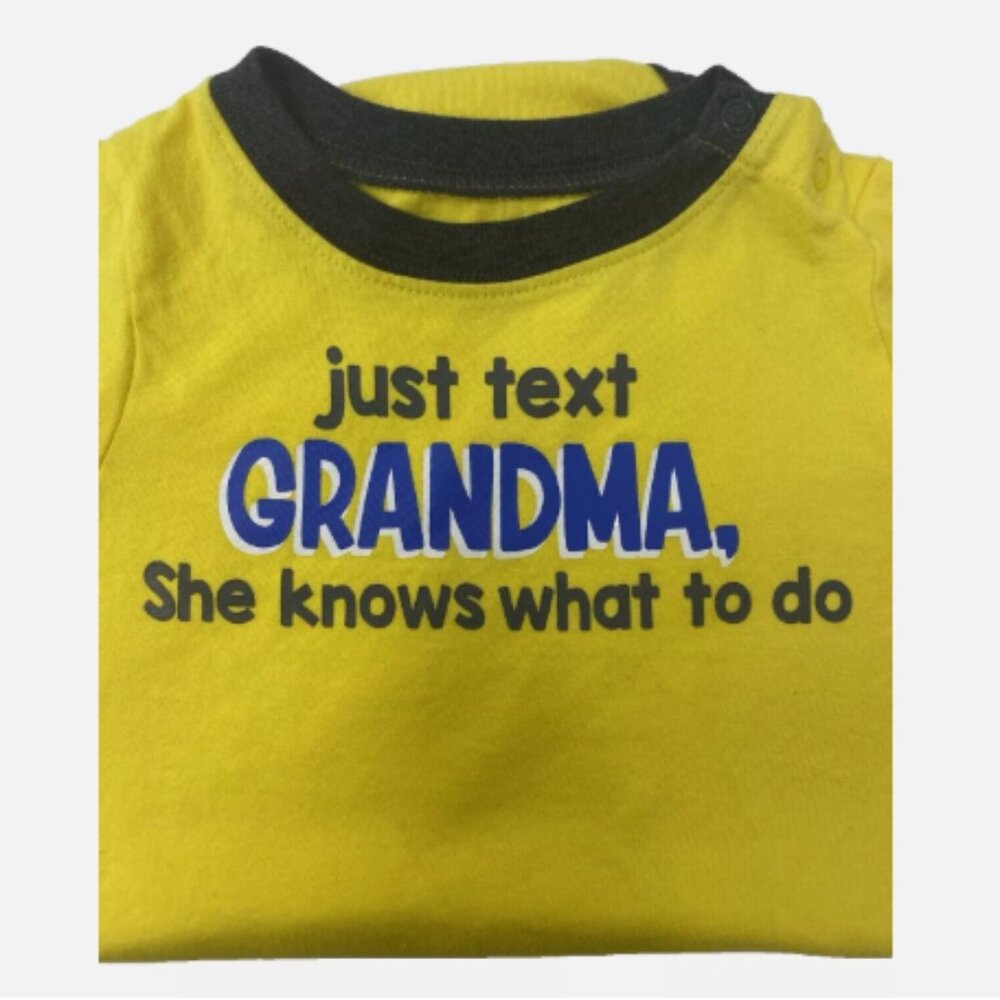 Boys/Girls Garanimals Infant One Piece "Just Text Grandma" 24m Bodysuit